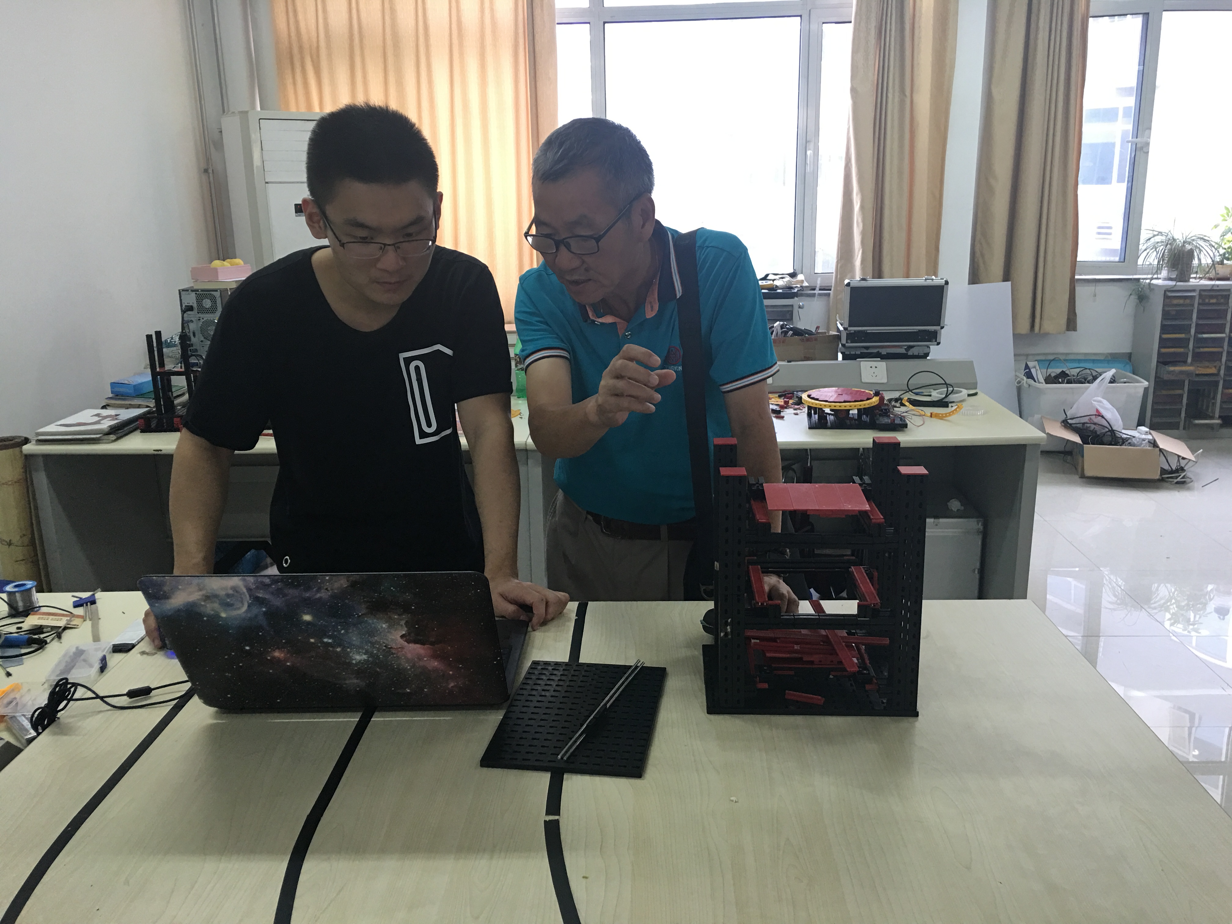 乐竞手机app
